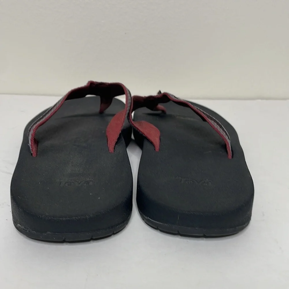 Teva Mens‎ Slippers sz 11 Black/Red